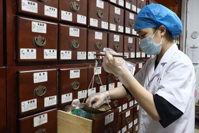 乳腺癌的中医调理方法：内外兼修，综合施治